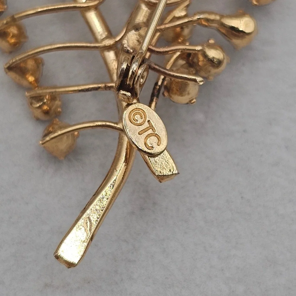 Vintage Rhinestone Brooch Lot Gold Tone Butterfly Leaf Nature Botanical 5pc
